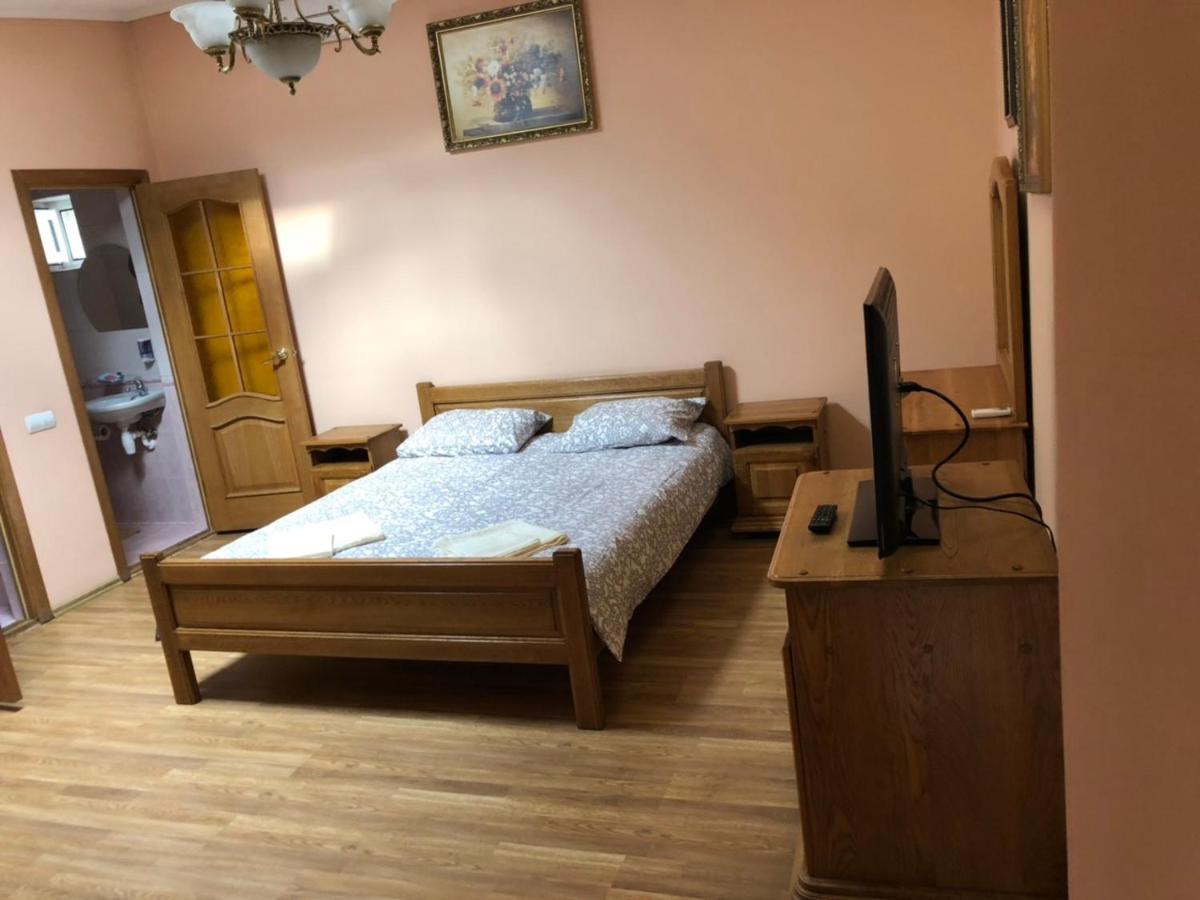 Hotel Nikolet - Housity