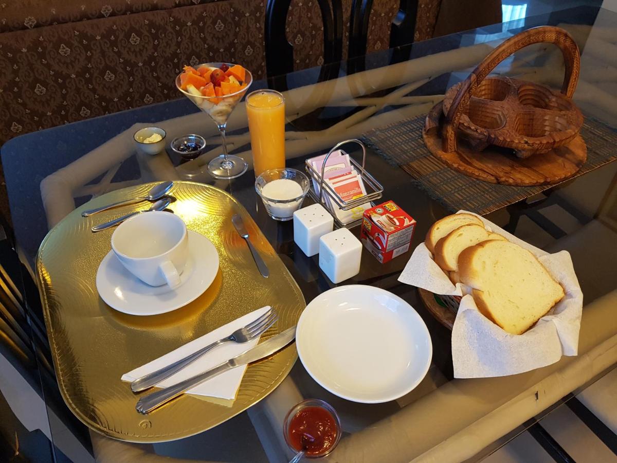 Bed and Breakfast La Uvilla - Housity