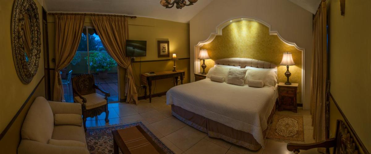 Hostal Villa Toscana - Housity