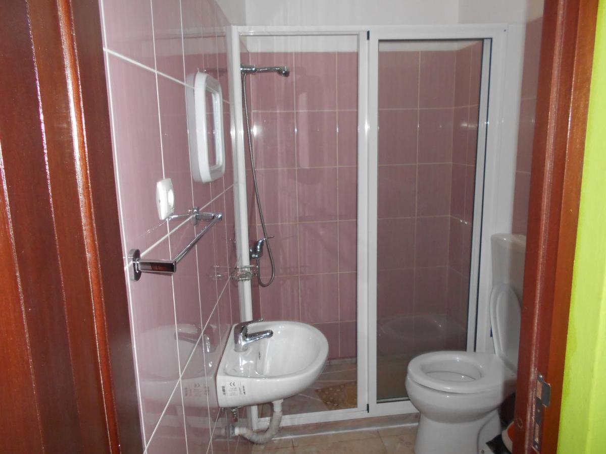 Guest House Frontera - Housity