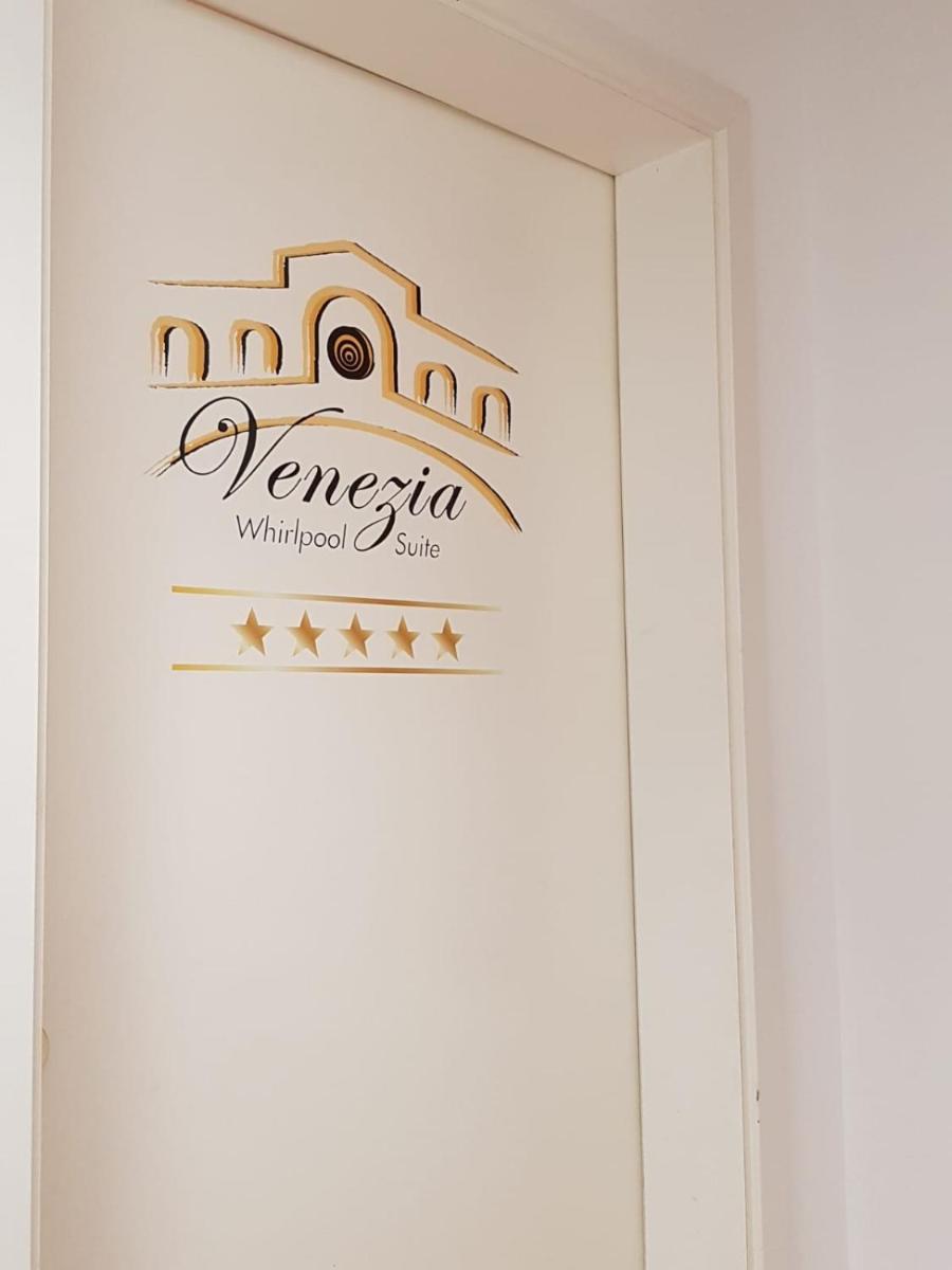Whirlpool Suite Venezia - Housity