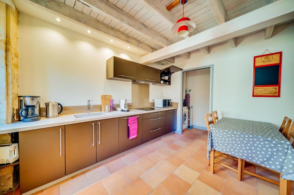 Logis Loiseau avec terrasse - Housity