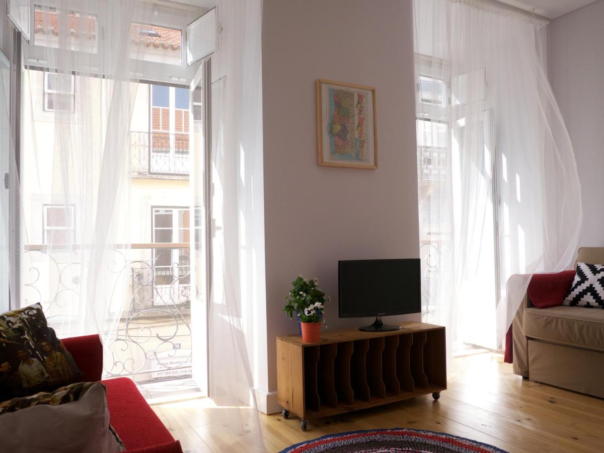 Cacilhas Guest Apartments - Housity