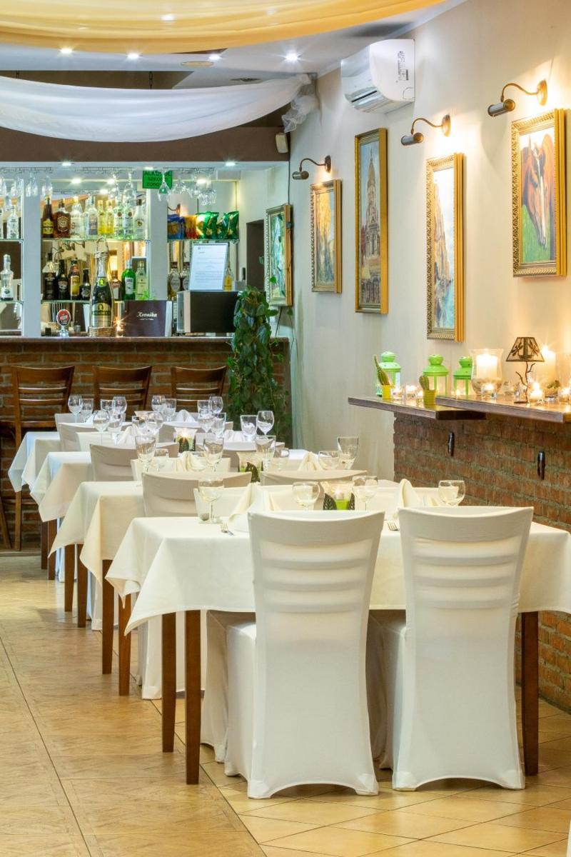 Hotel Wald - Housity