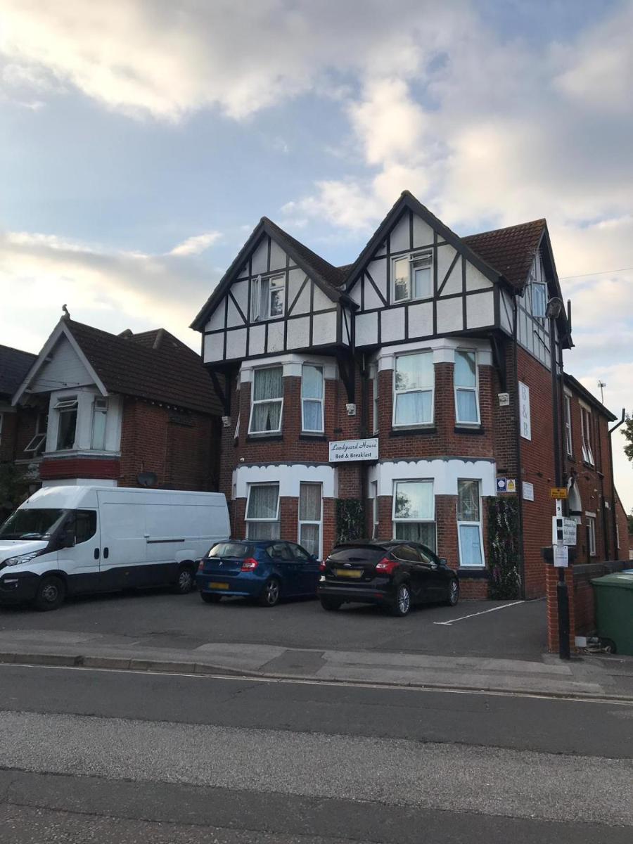 Landguard House Bed Only - Housity