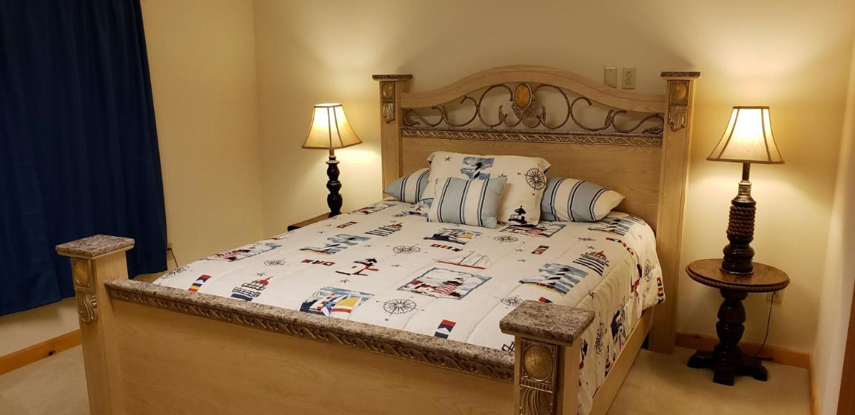 Mt Baker Hotel - Housity