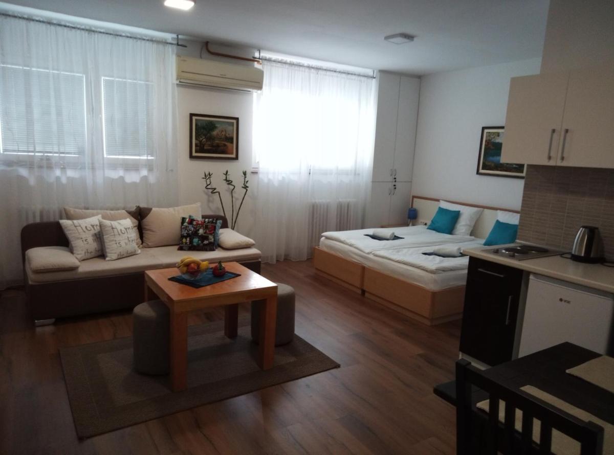 Sweet Dreams Studio Apartment - Housity