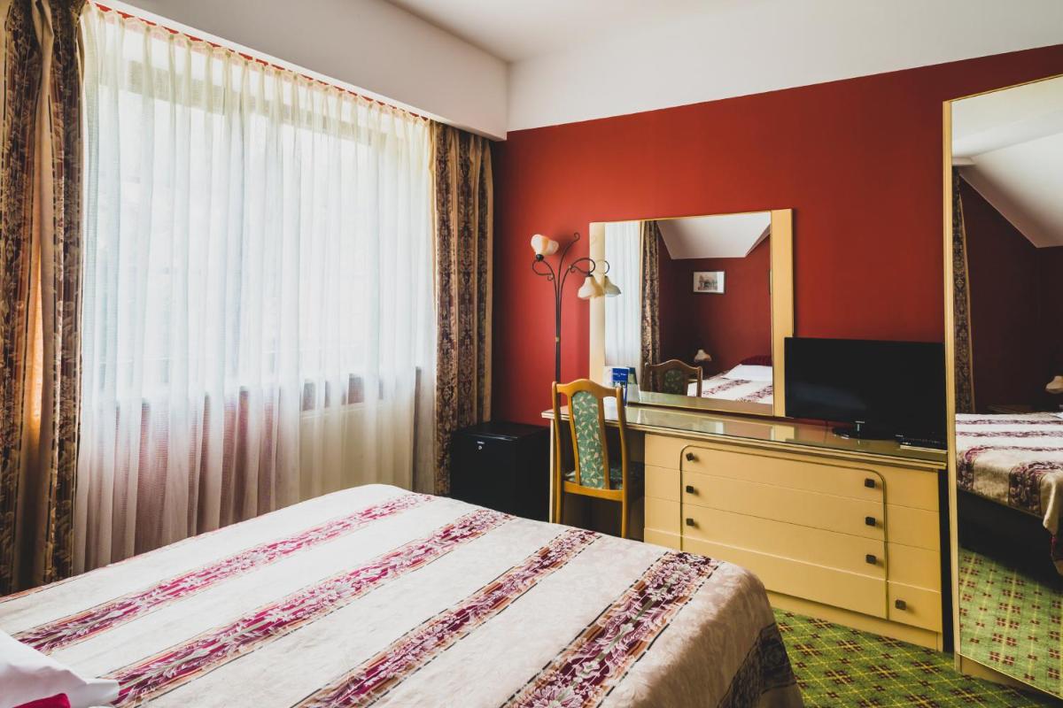 Hotel Wenus - Housity
