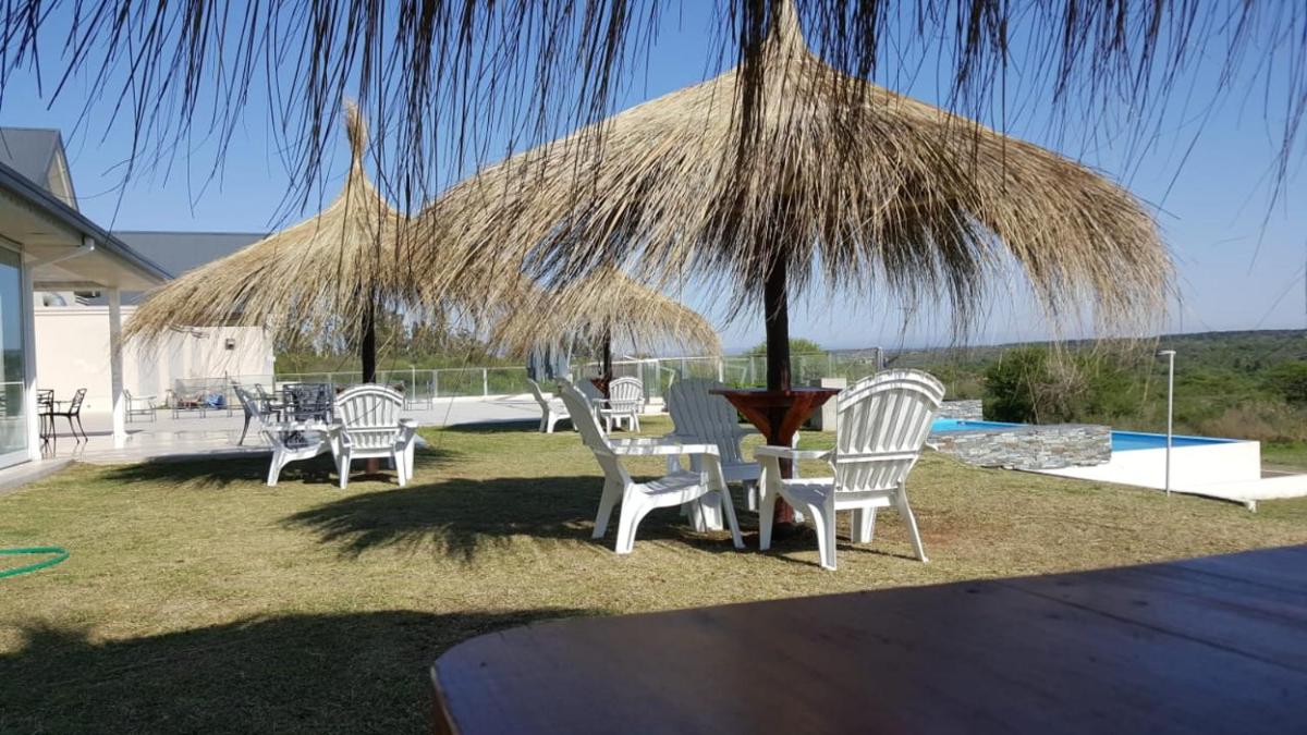 Howard Johnson Hotel Piedras Moras - Housity