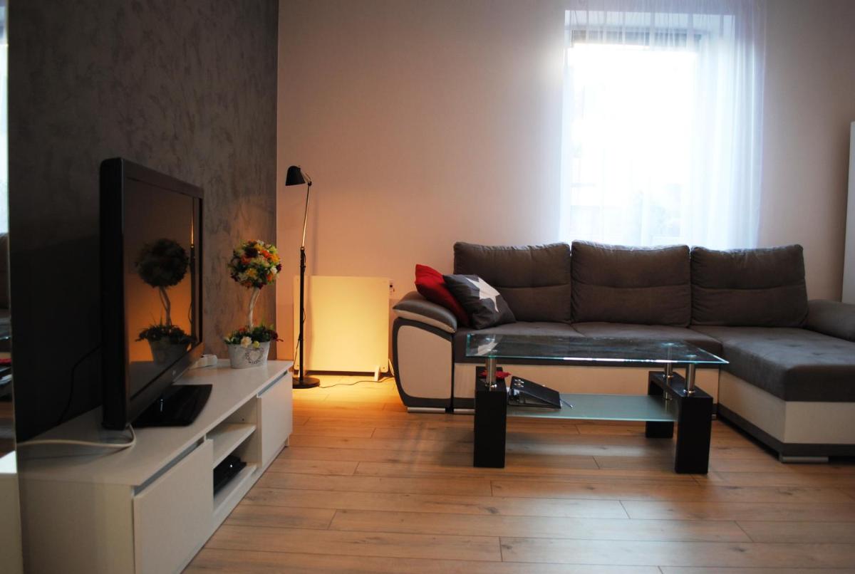 Dom Adula - Housity
