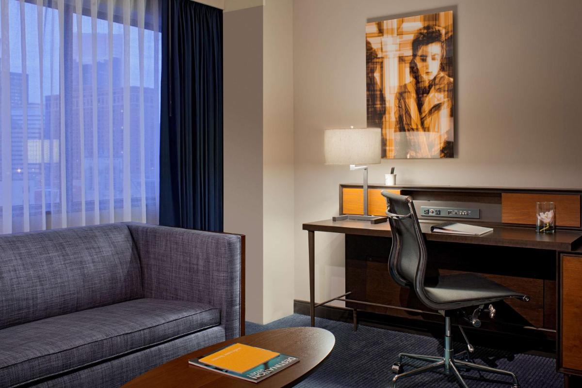 Hyatt Regency Minneapolis - Housity