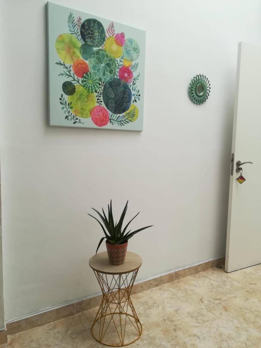 Suitetrails - La Moraga de Poniente Malaga Hostel