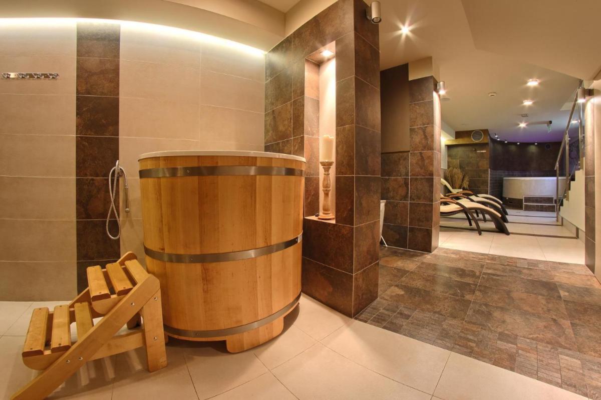 Hotel Zacisze - Housity