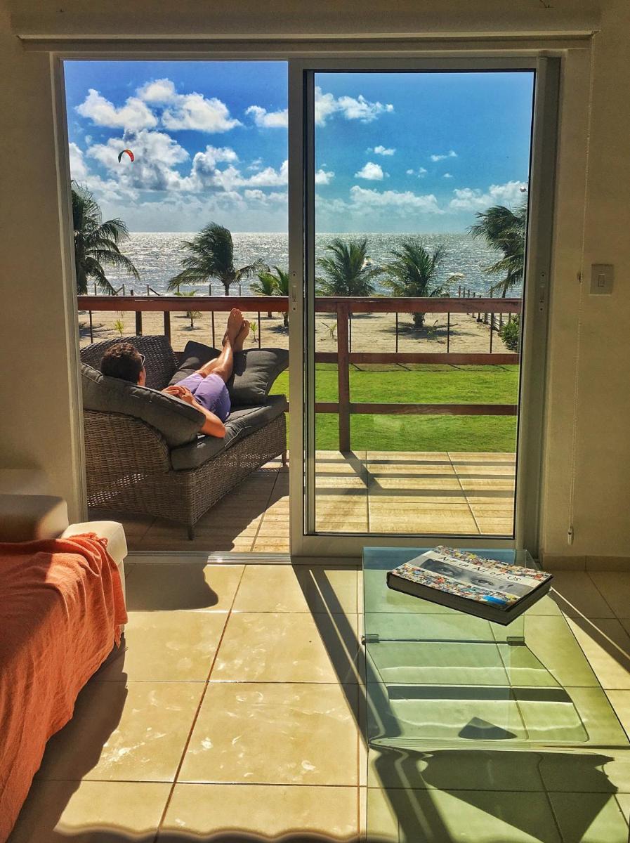 Manga Verde Beach Residence - Housity
