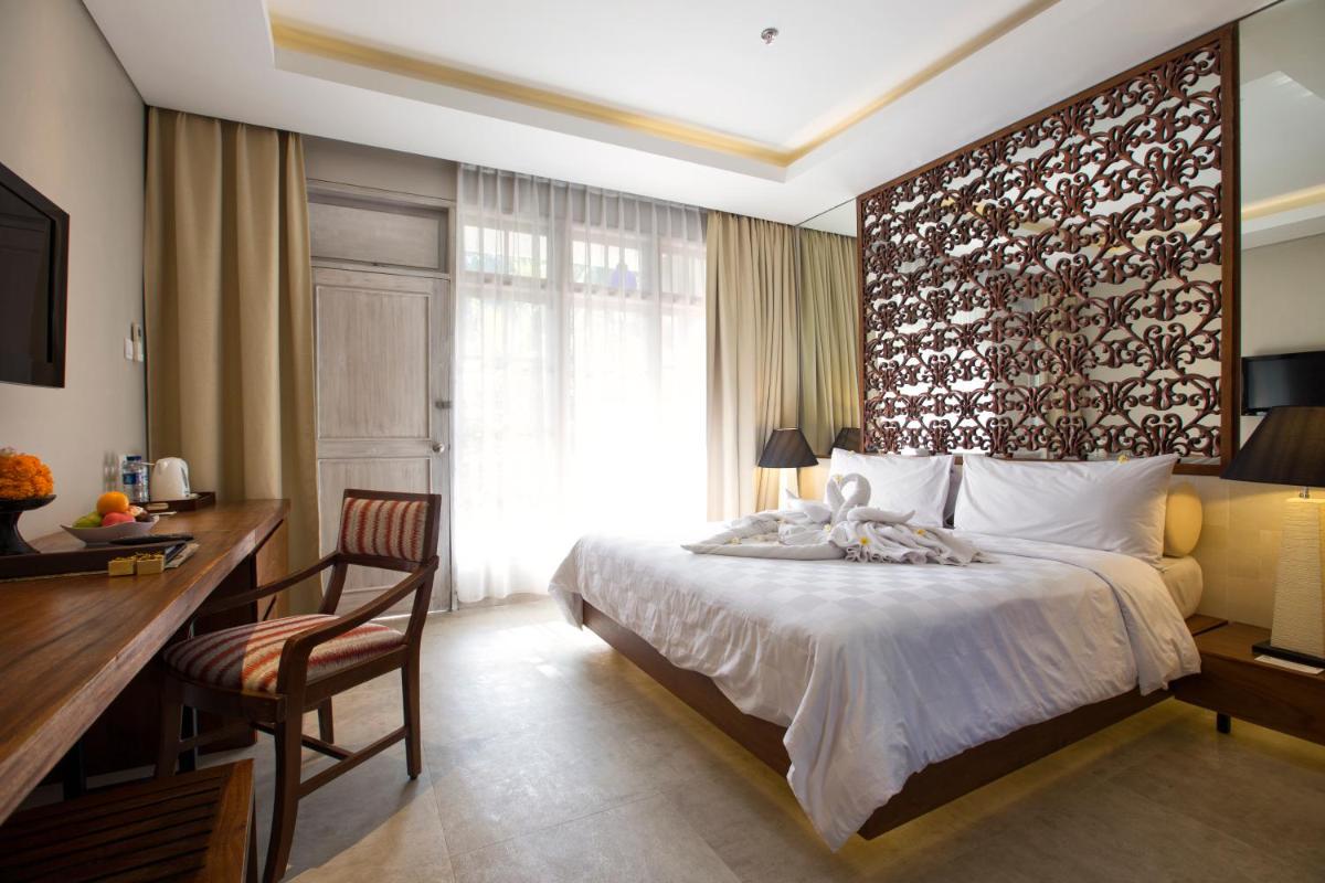 Segara Village Hotel - Housity