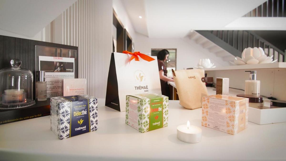 Cuisine ou kitchenette dans l'établissement Domaine de Joinville & Spa
