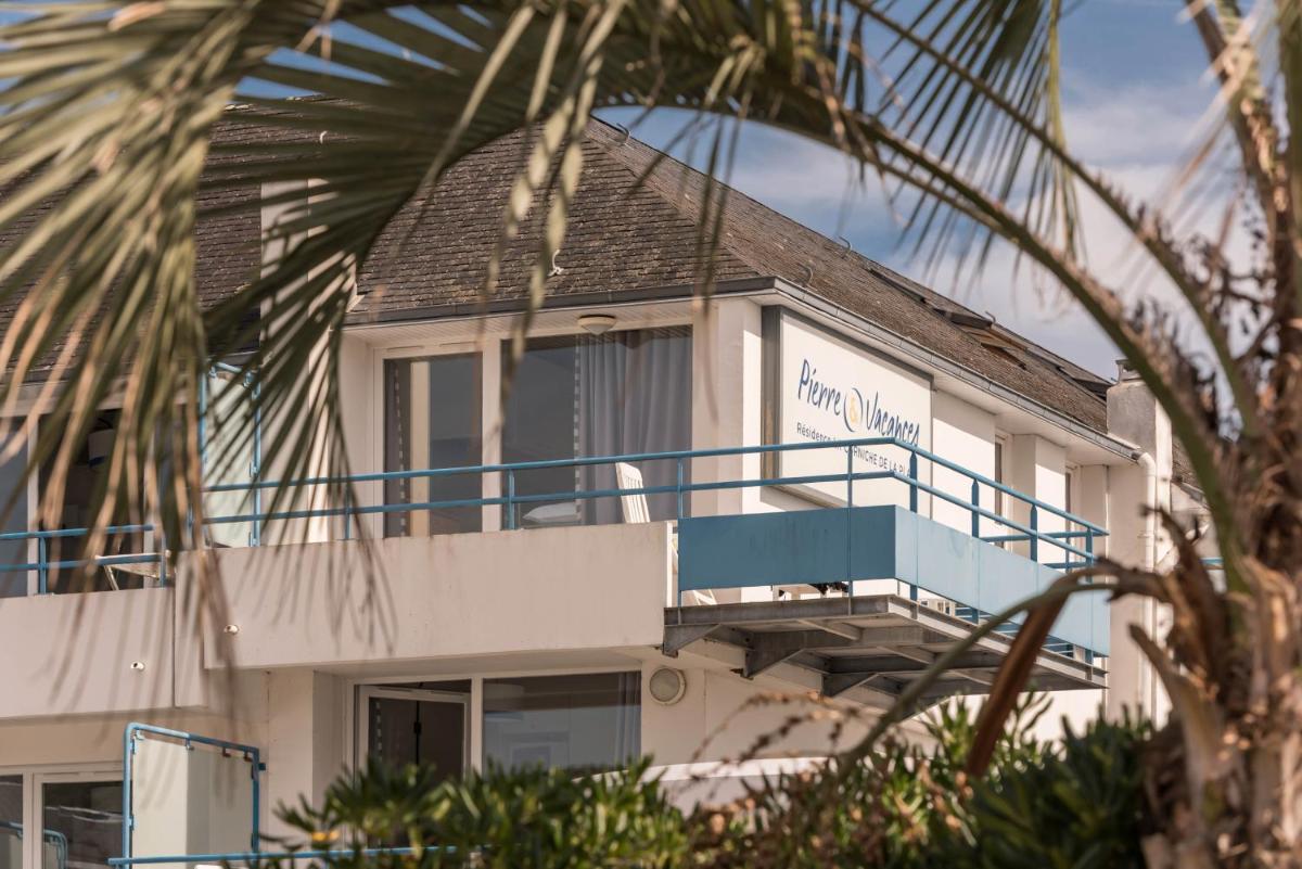 Balcon ou terrasse dans l'établissement Résidence Pierre & Vacances la Corniche de la Plage