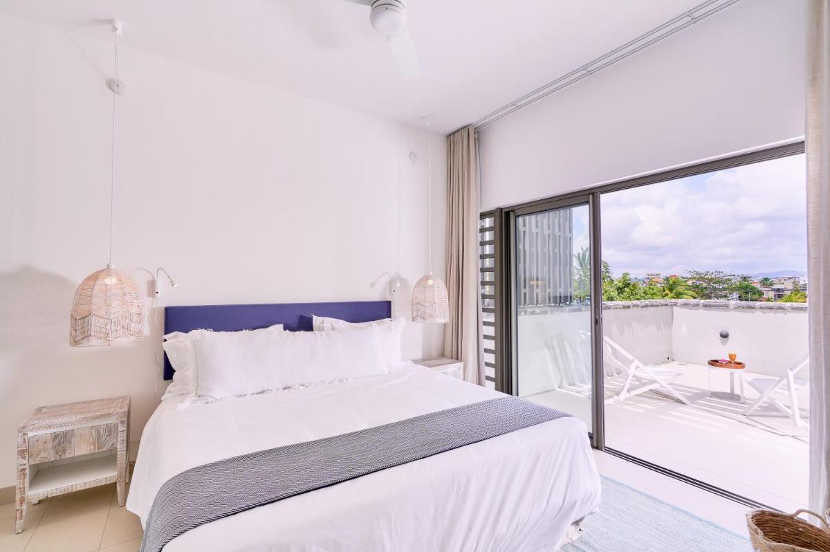 Suitetrails - Les Estivales Beachfront Suites & Penthouses by LOV
