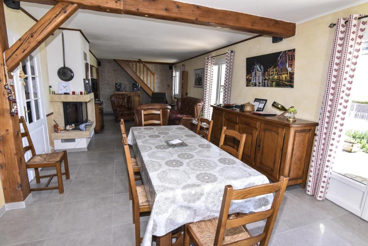 Chez Michelle et Dany - Chambres d'hôtes proche d'Annecy - Housity