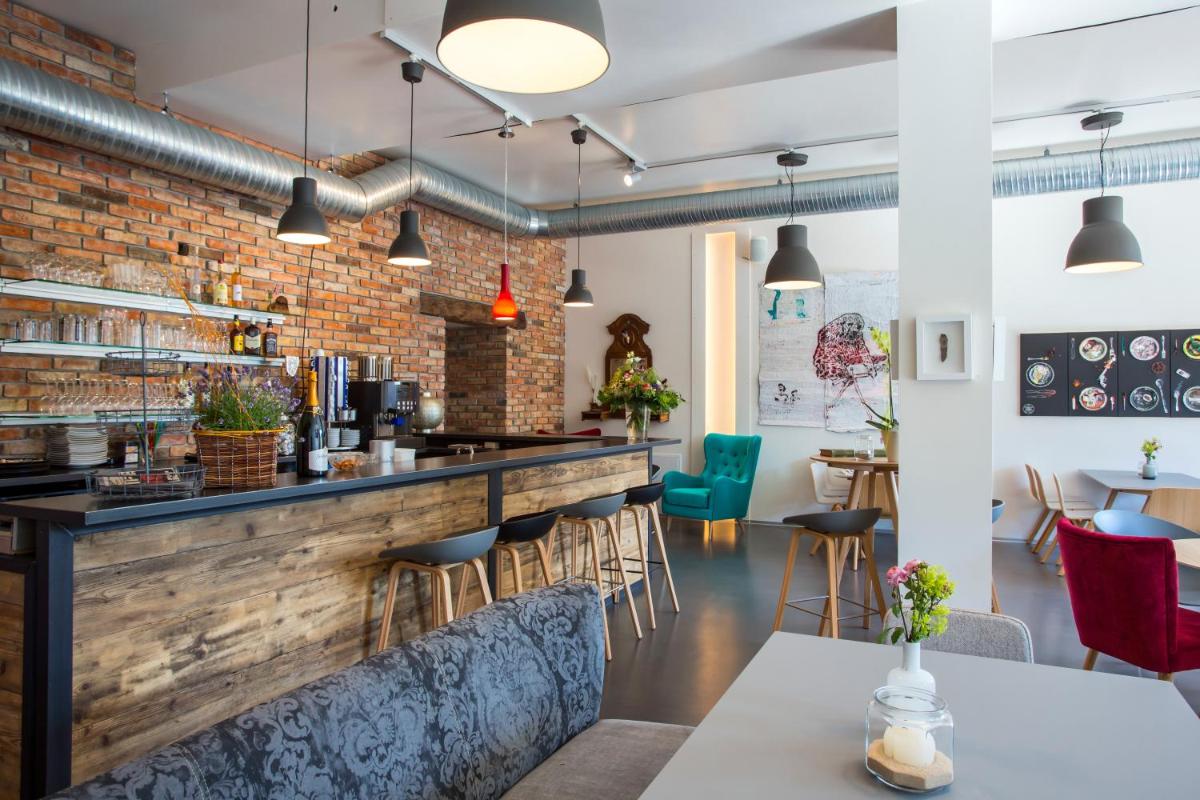 Hotel Holzscheiter - Housity