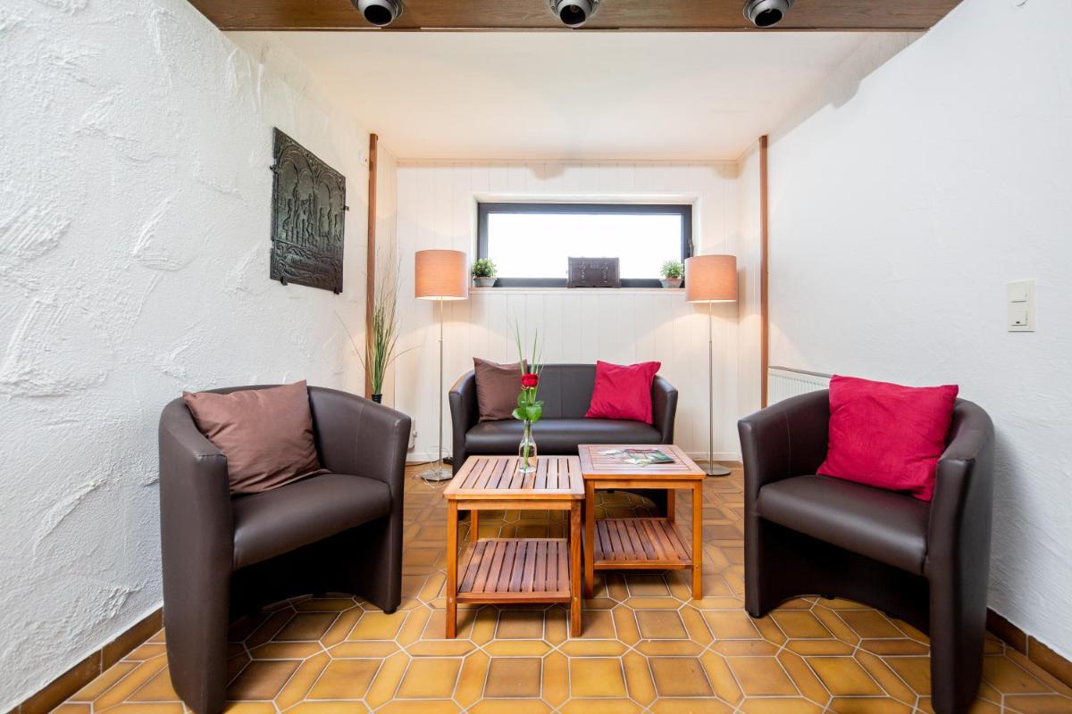 Hotel Restaurant Haus Waldesruh - Housity