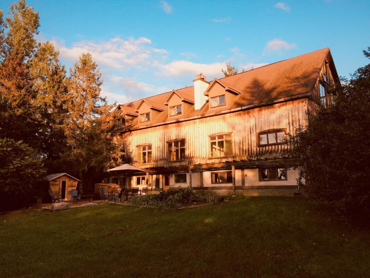 La Grange Country Inn - Housity