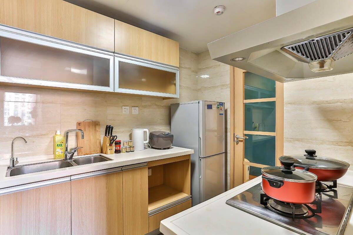Chongqing Yuzhong·Longhushidaitianjie· Locals Apartment 00165980 - Housity