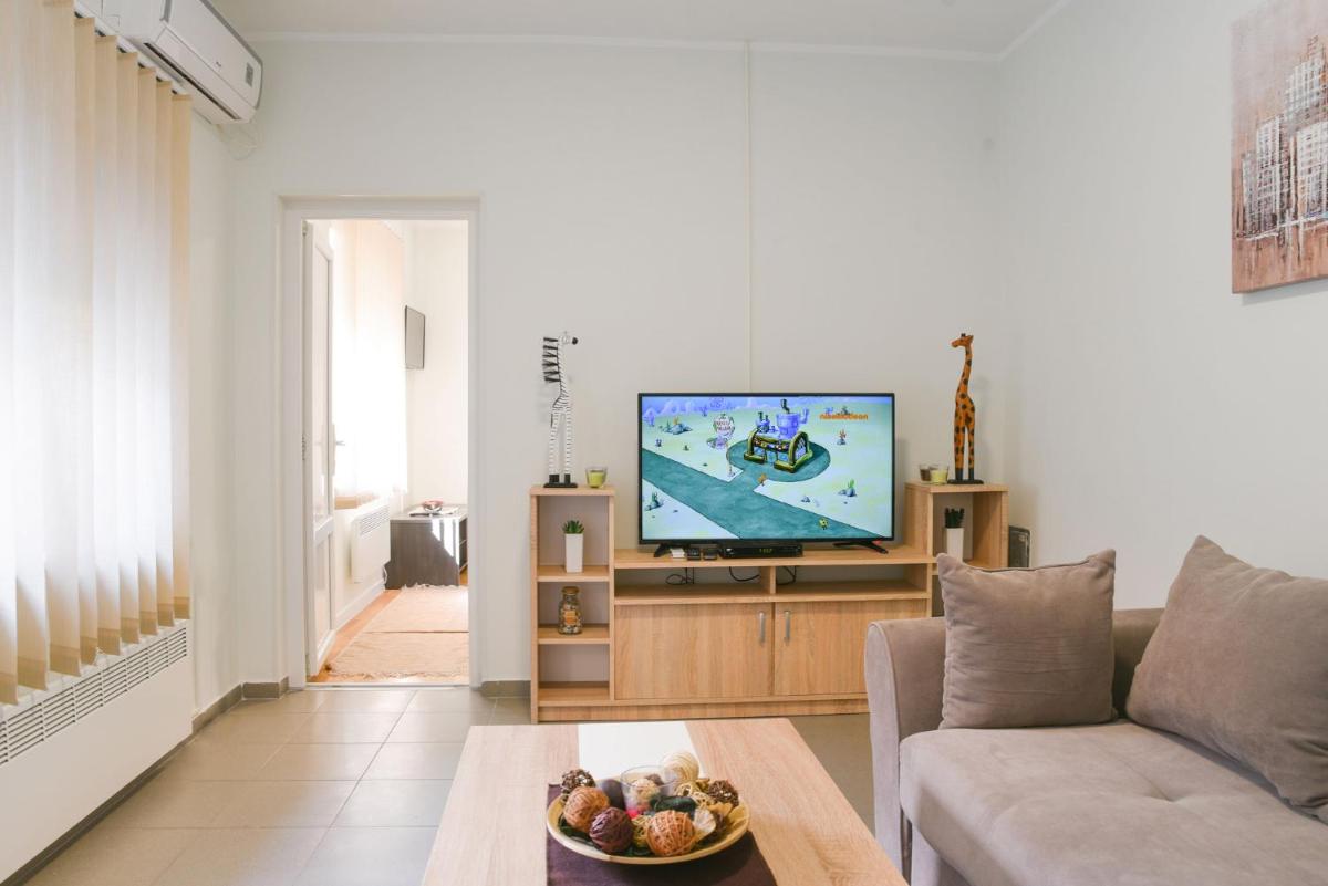Centar lux 3 - Housity