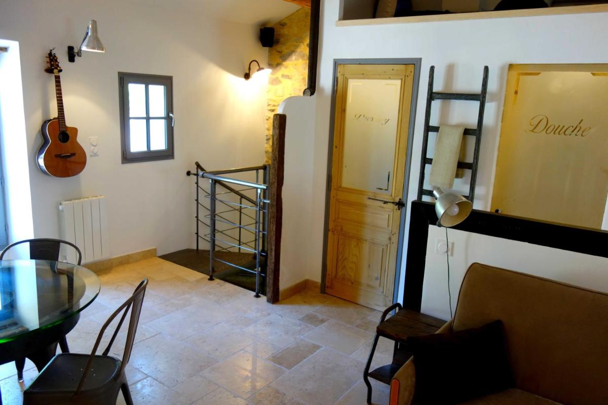 appart hotel centre vaison la romaine - Housity