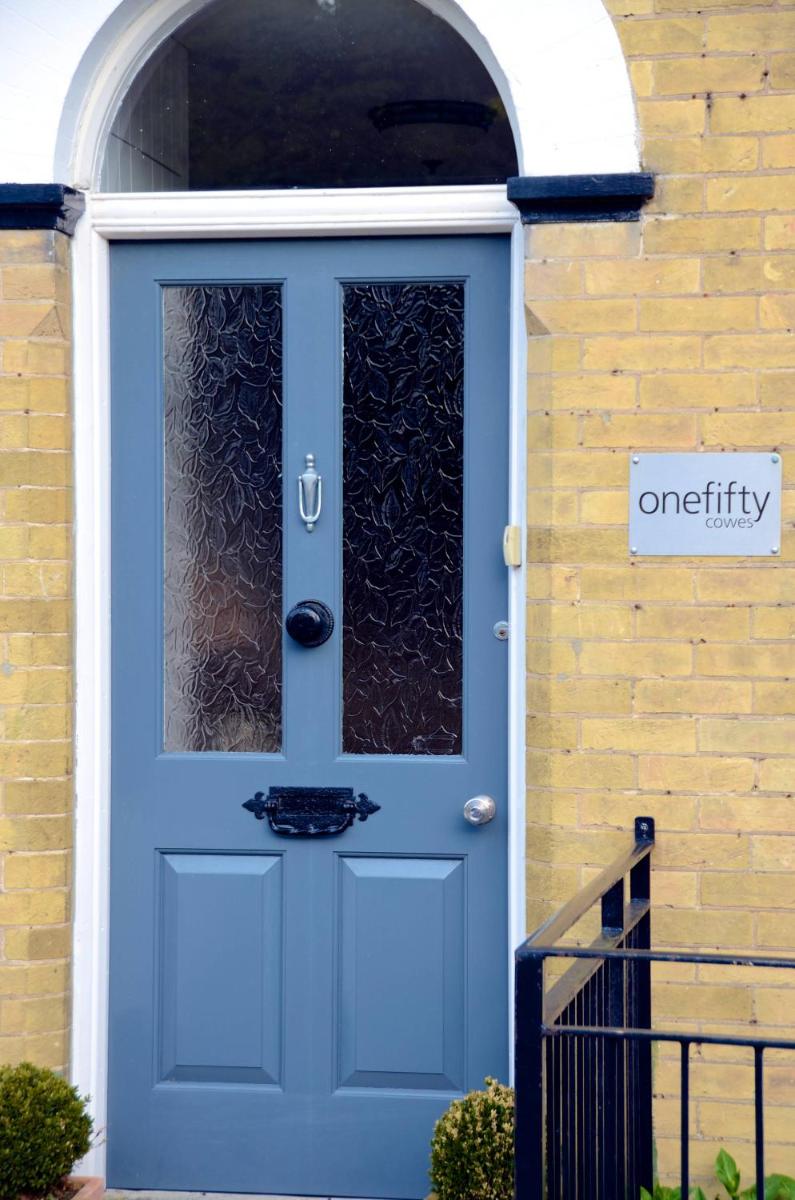 Onefifty - Housity