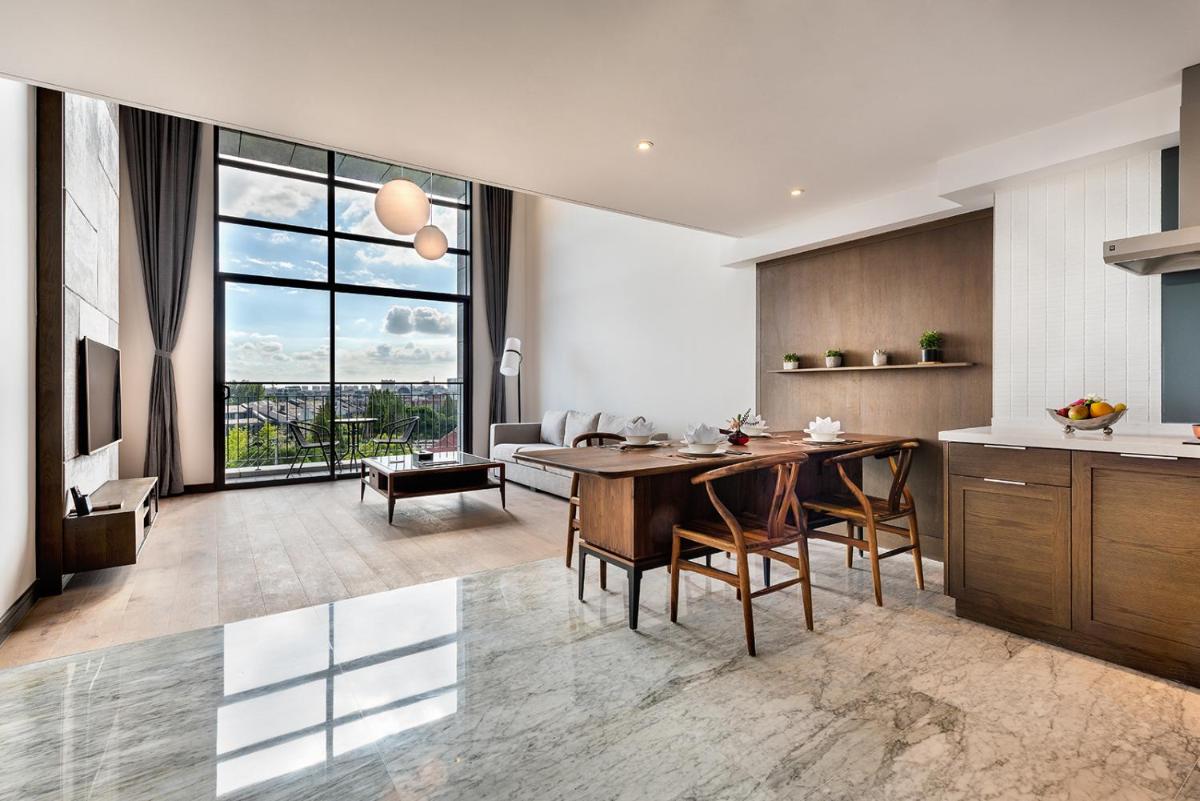 Novotel Suites Shanghai Hongqiao - Housity