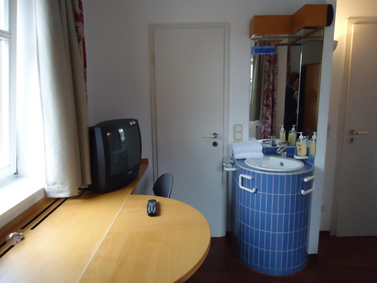 Garni Hotel Kaiserdom - Housity