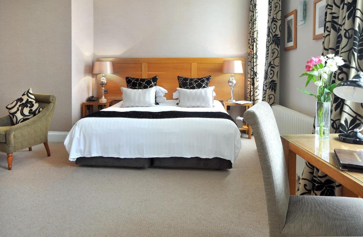 St Elizabeth's House - Housity