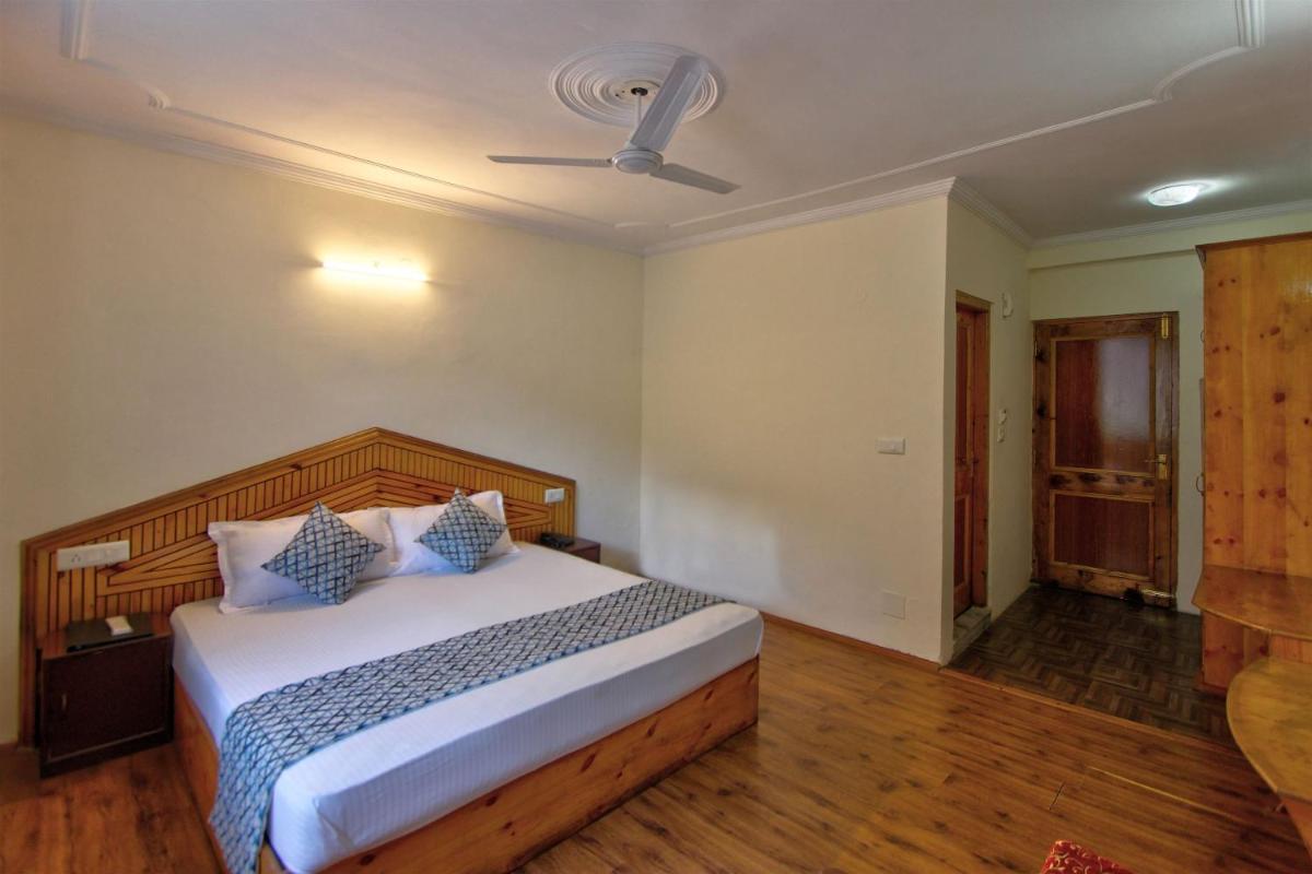 Hotel Mountain face by Snow City Hotels - Housity