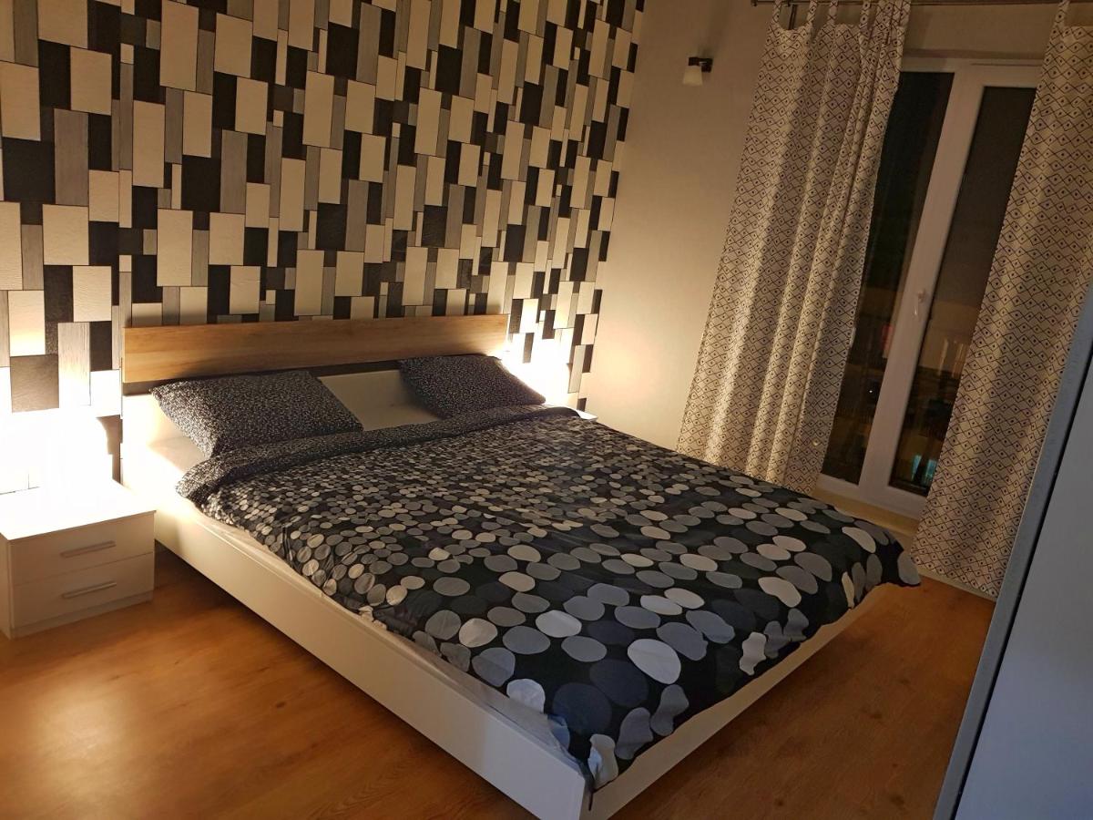 Modern apartment with pool in North Bucharest - Housity