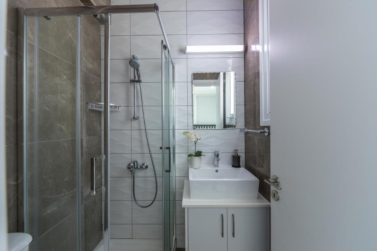 Suitetrails - Protaras Villa Araella