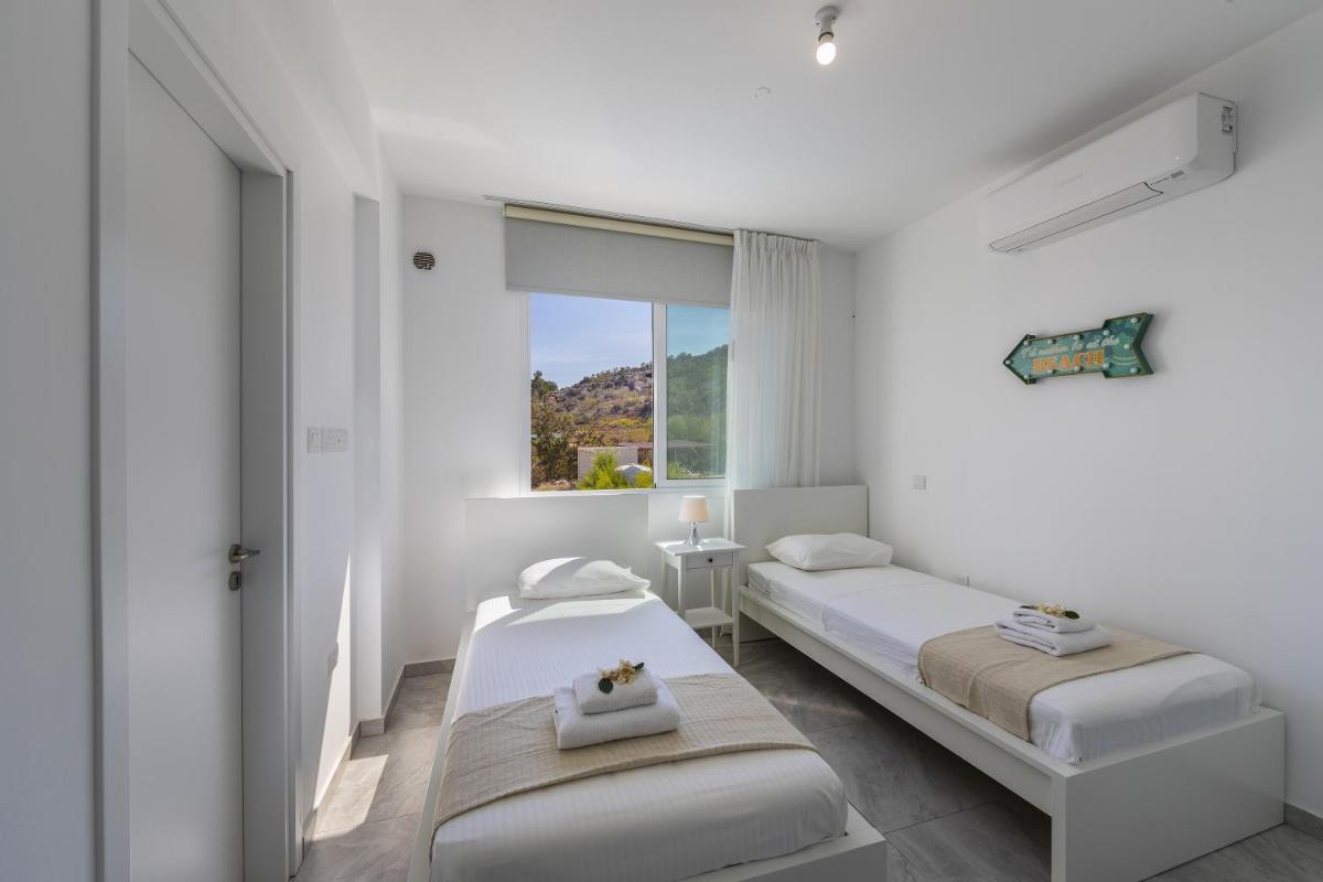 Suitetrails - Protaras Villa Araella