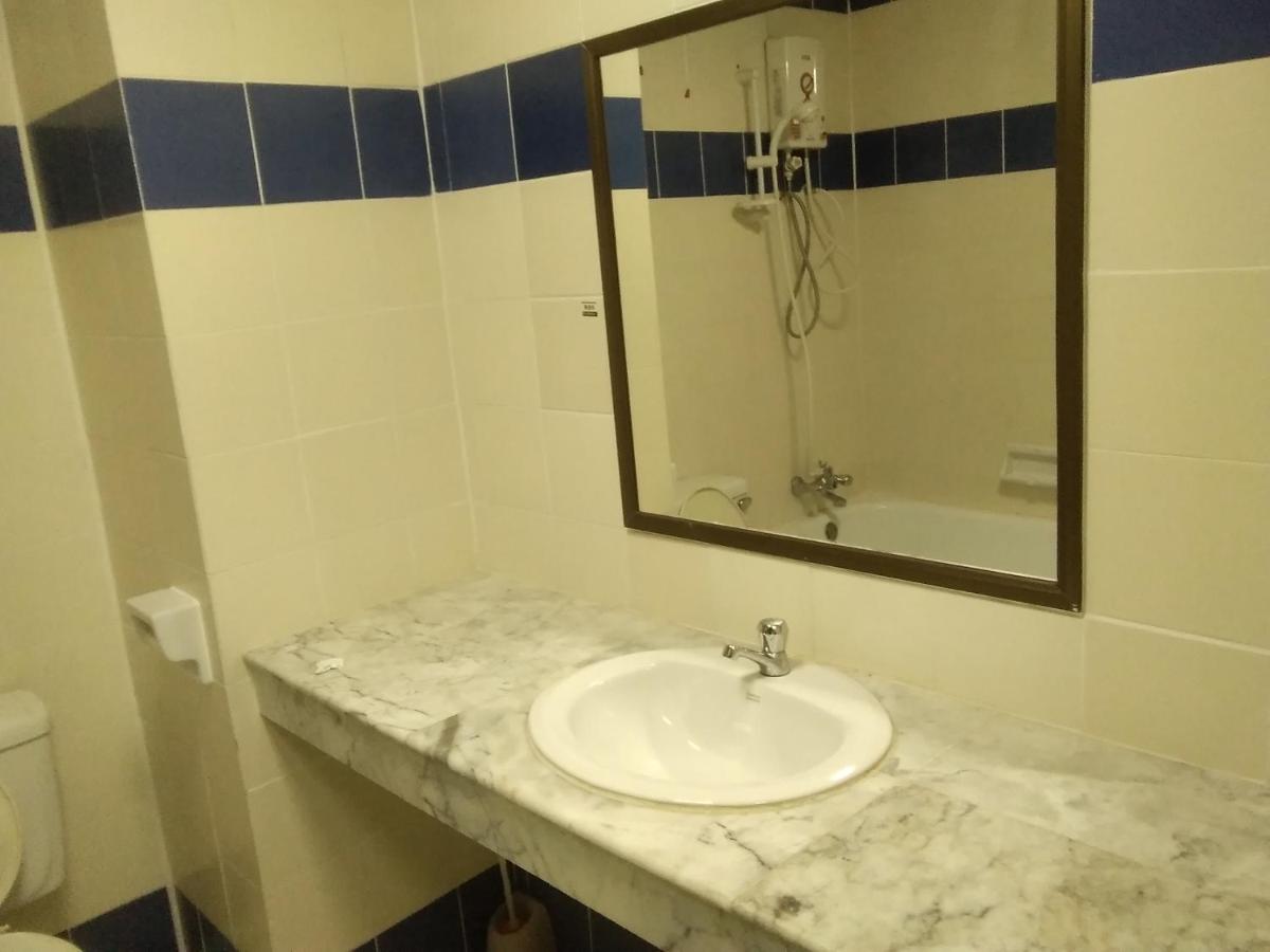 Rayong Beach Condo - Housity