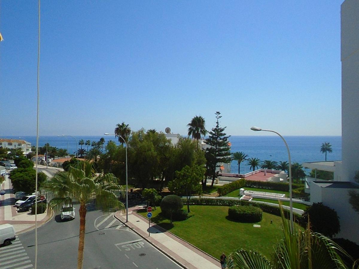 NERJA 3a - Housity