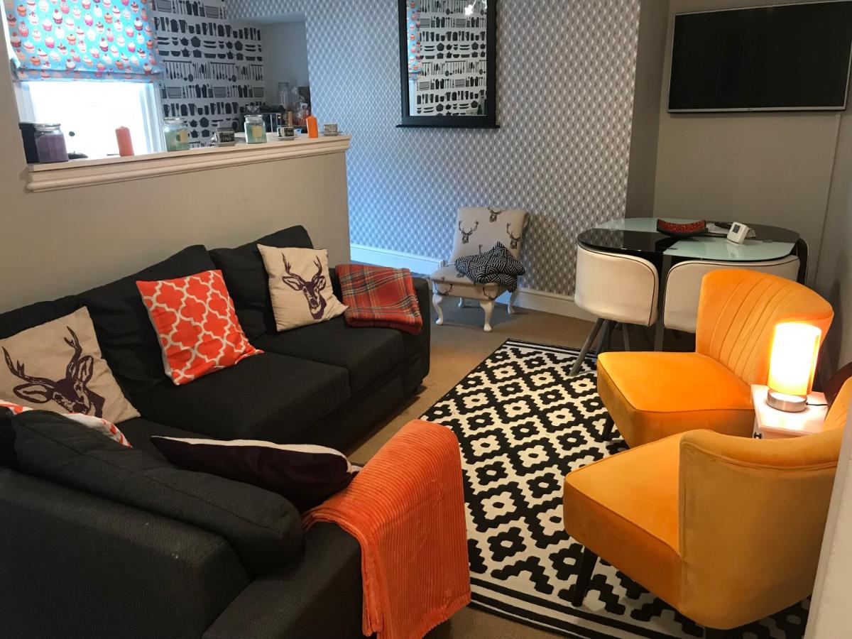 Central city 1 bed apartment - Housity