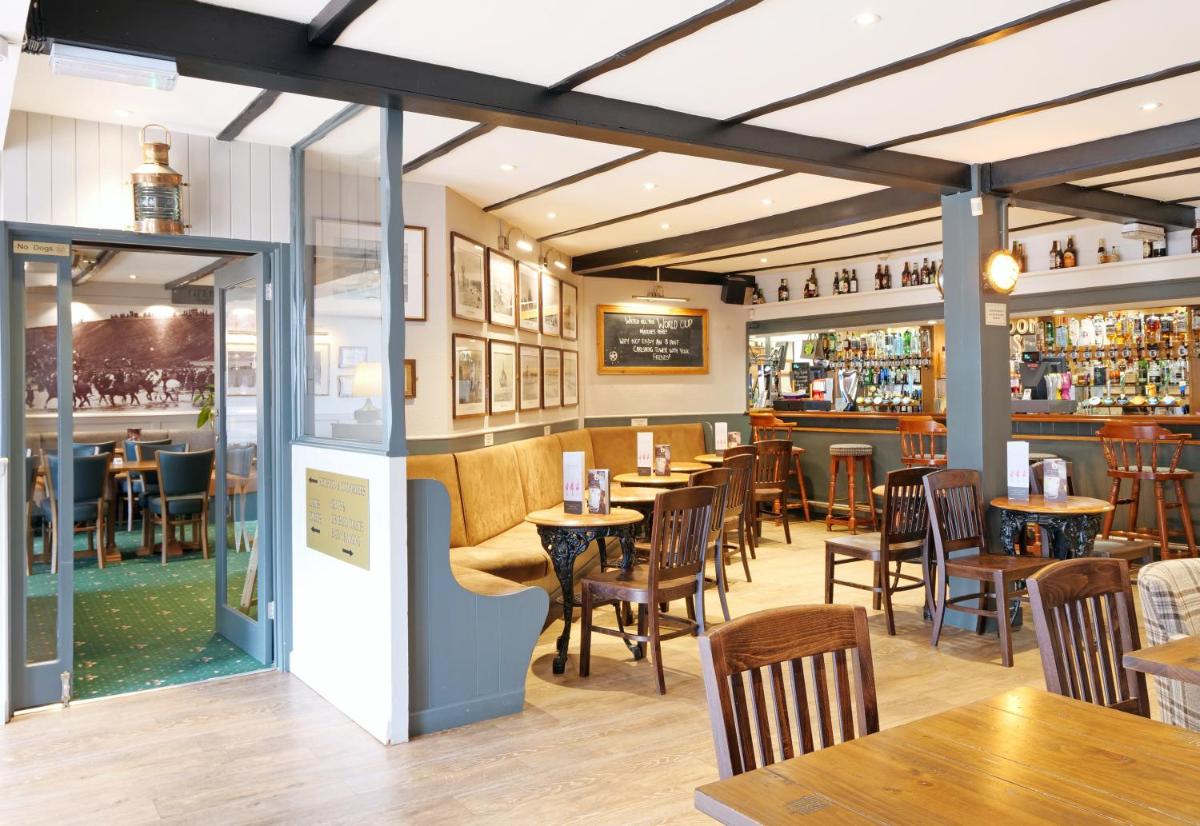 Brendon Arms - Housity