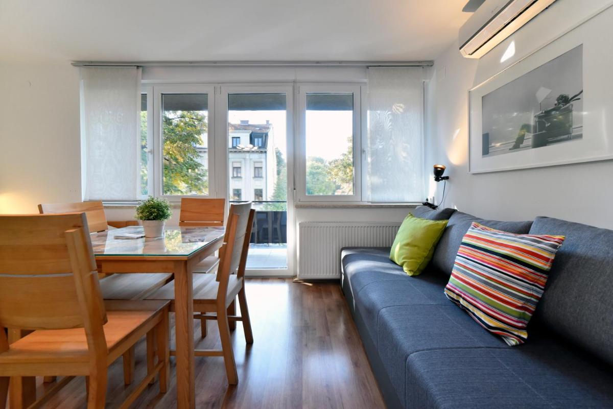 Vla Vla Apartments with parking - Housity