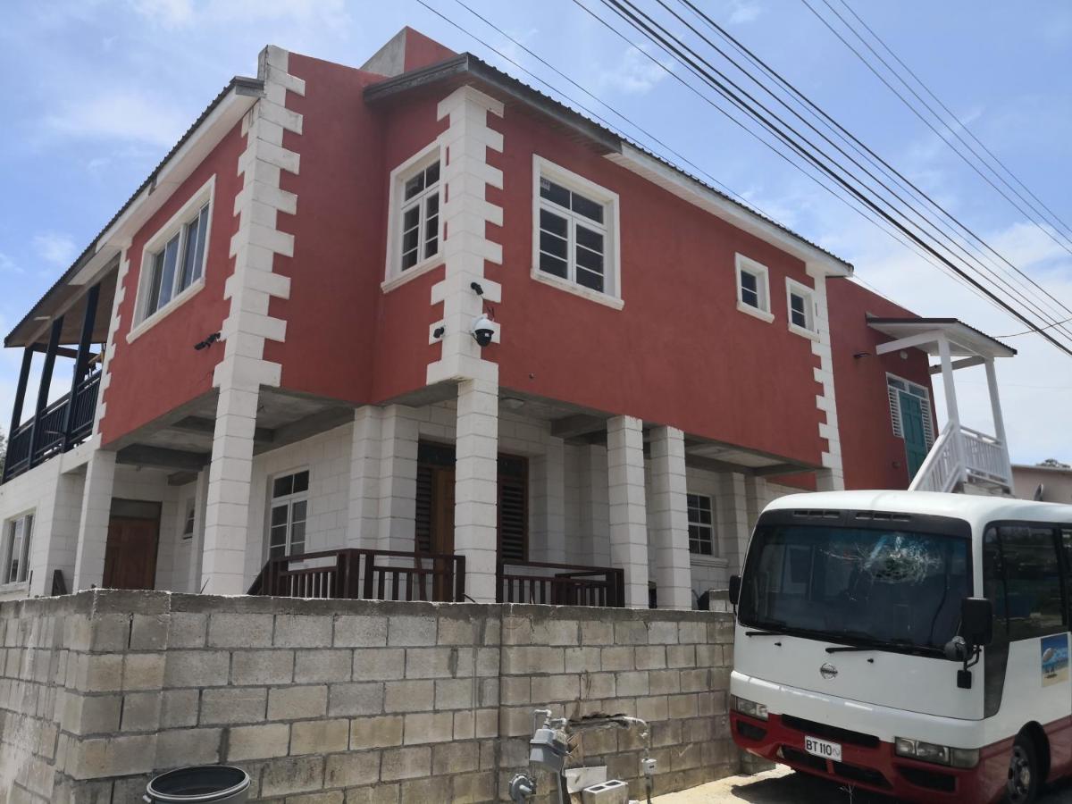 Ez Living Apartments - Housity