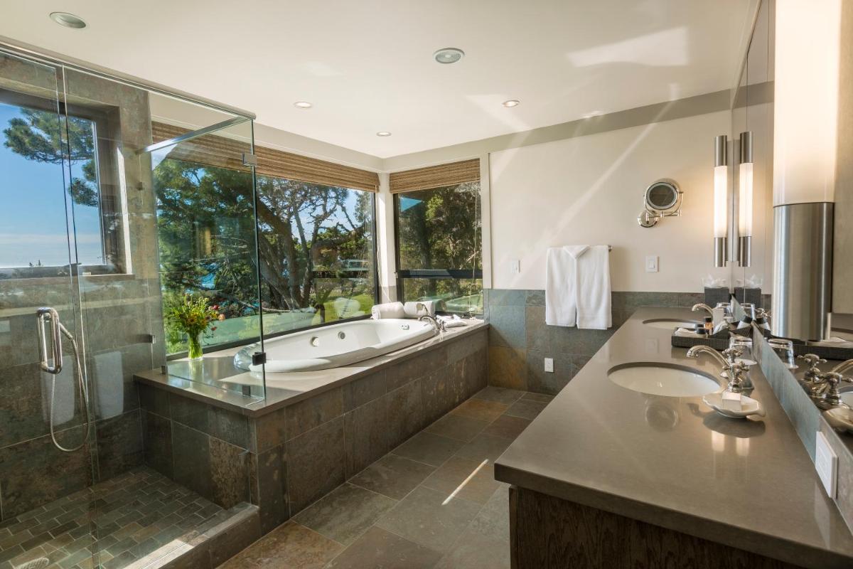 Heritage House Resort & Spa - Housity