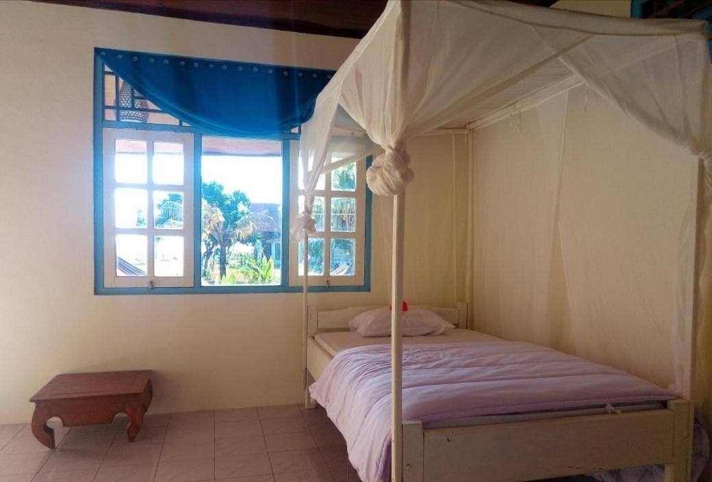 Lakey Beach Inn hotel - Housity