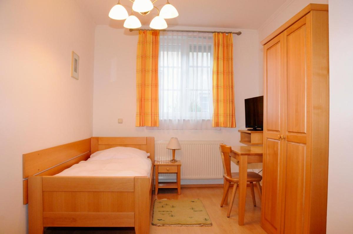 Privatzimmer Familie Schwarz - Hizvo