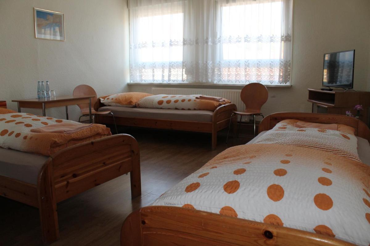 Pension - Gaststätte Alt Garbsen - Housity