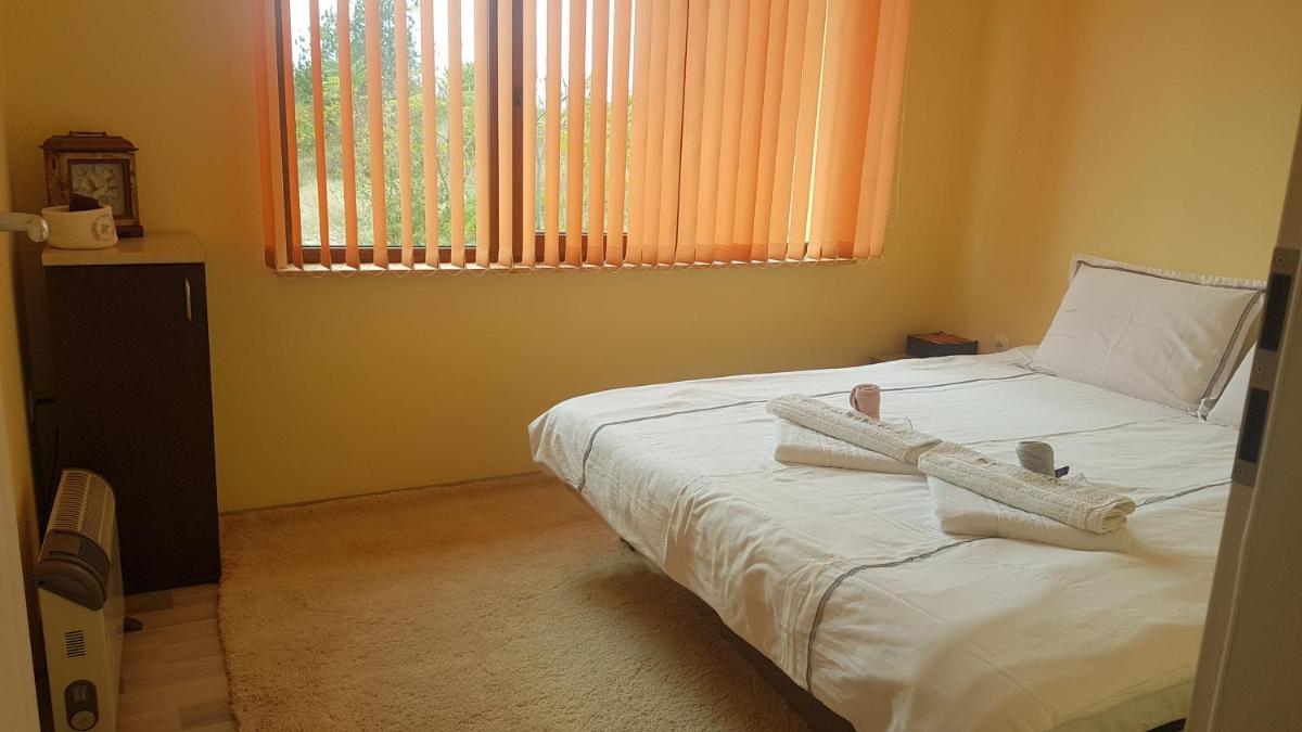 Malavi Guest House Krasen! Comfort&clean! - Housity