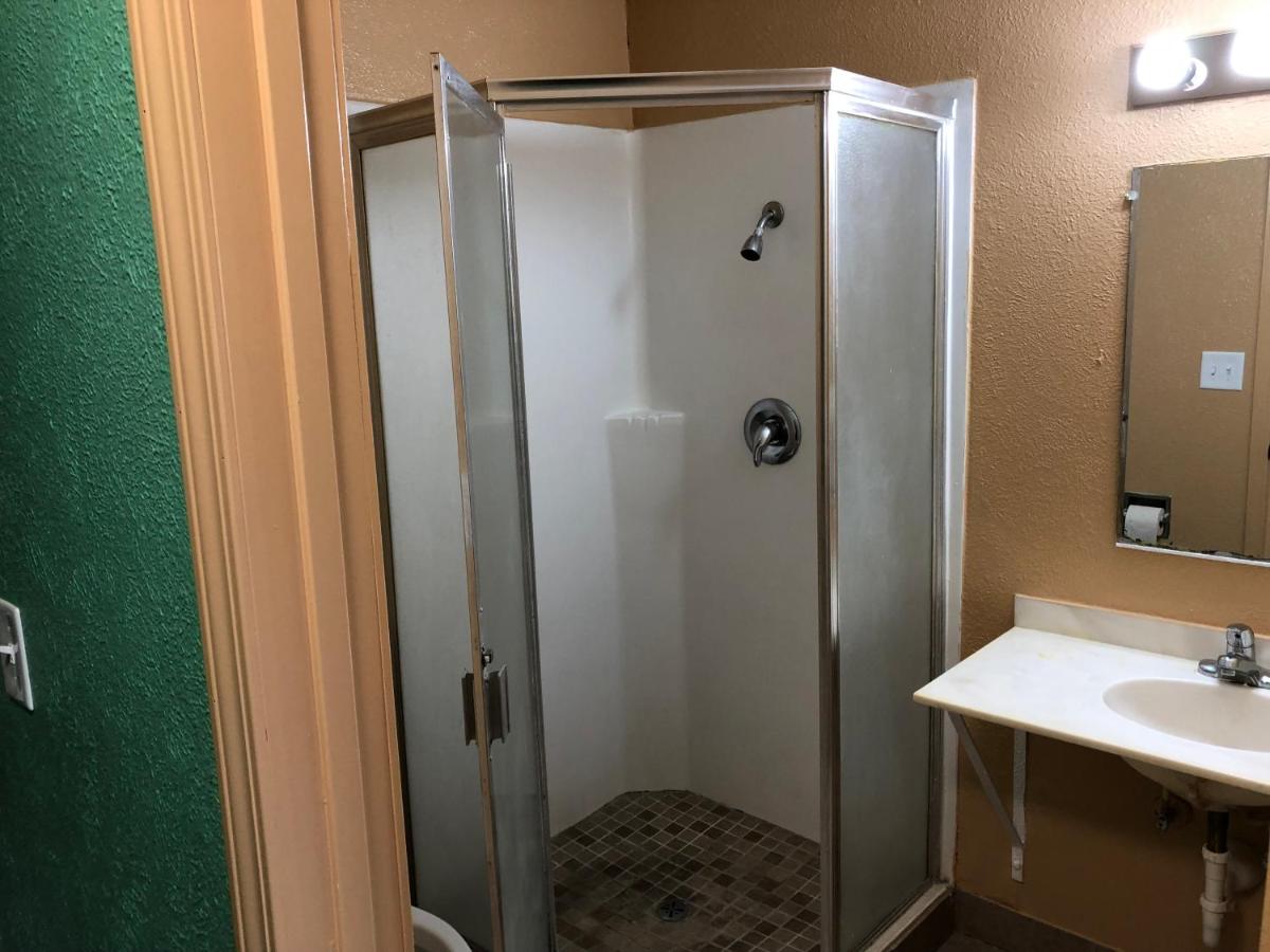 Midtown Inn - Housity
