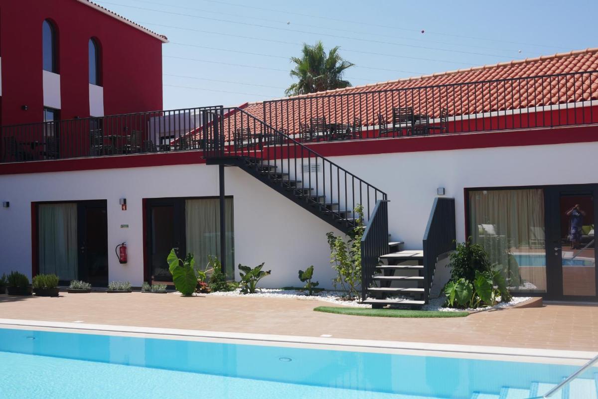 A piscina em ou perto de Villa 3 Caparica - Lisbon Gay Beach Resort